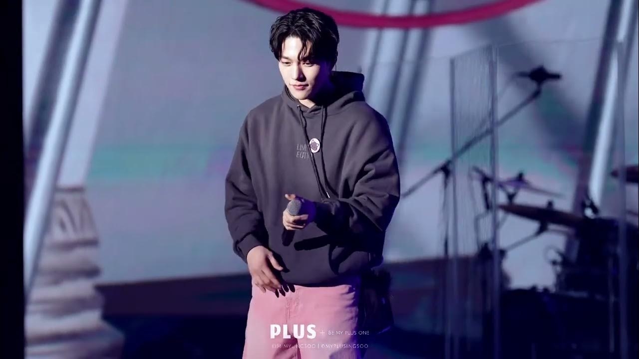 Recent activity shot of Kim Myungsoo (L)