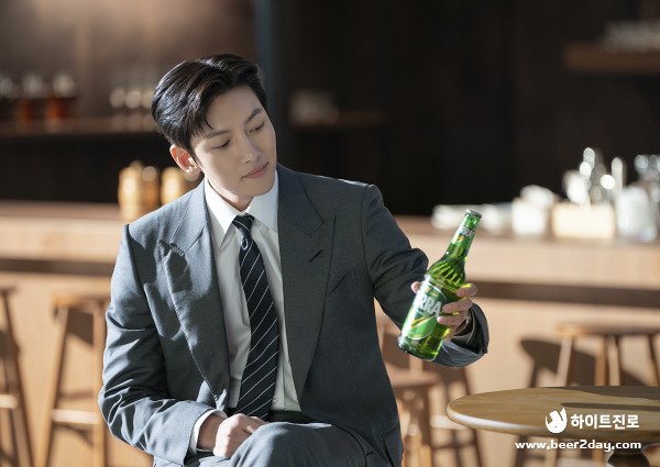 지창욱의 비하인드 컷