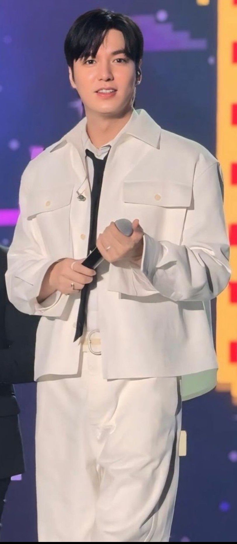 Today's popular wallpaper in Board community