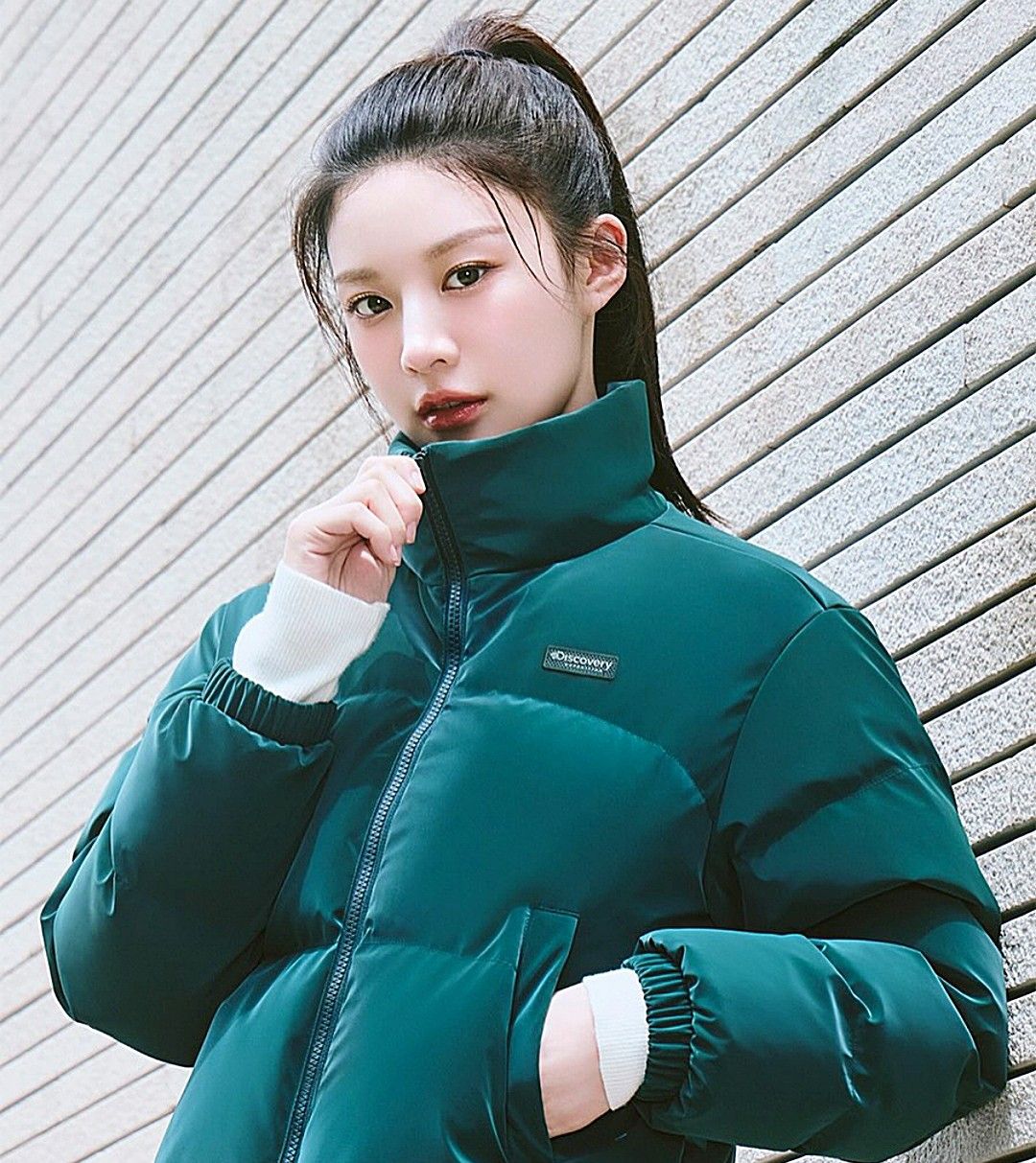 Behind-the-scenes cut of Go Younjung