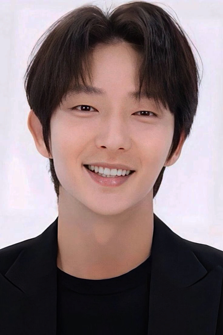 李準基的最新照片