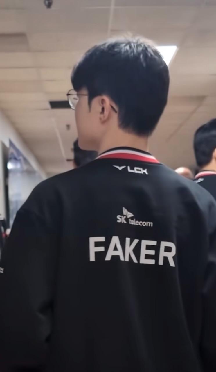 Latest photo of Faker