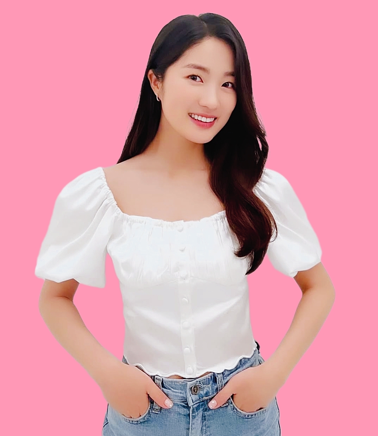 Behind-the-scenes cut of Kim Hyeyoon