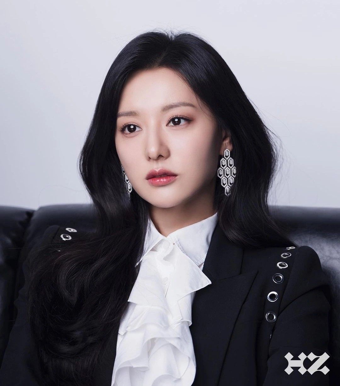 金智媛的最新照片