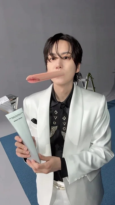 최시원를 위해 팬들이 공유한 감성 배경화면