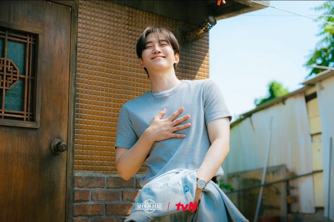 Foto kegiatan terbaru dari Lee Junho