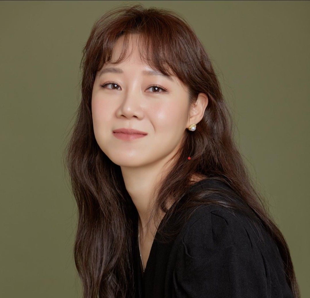 A moment captured by a fan of Gong Hyojin