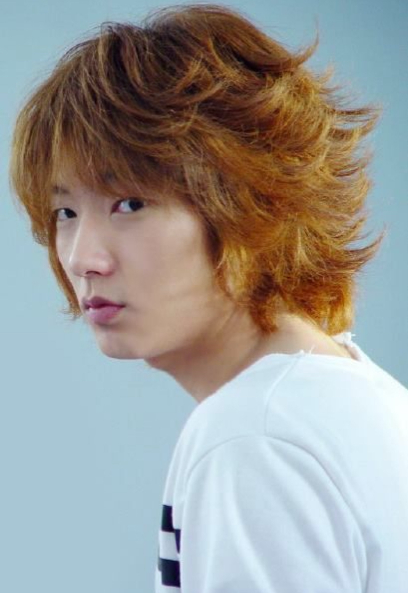 Recent activity shot of Lee Joongi