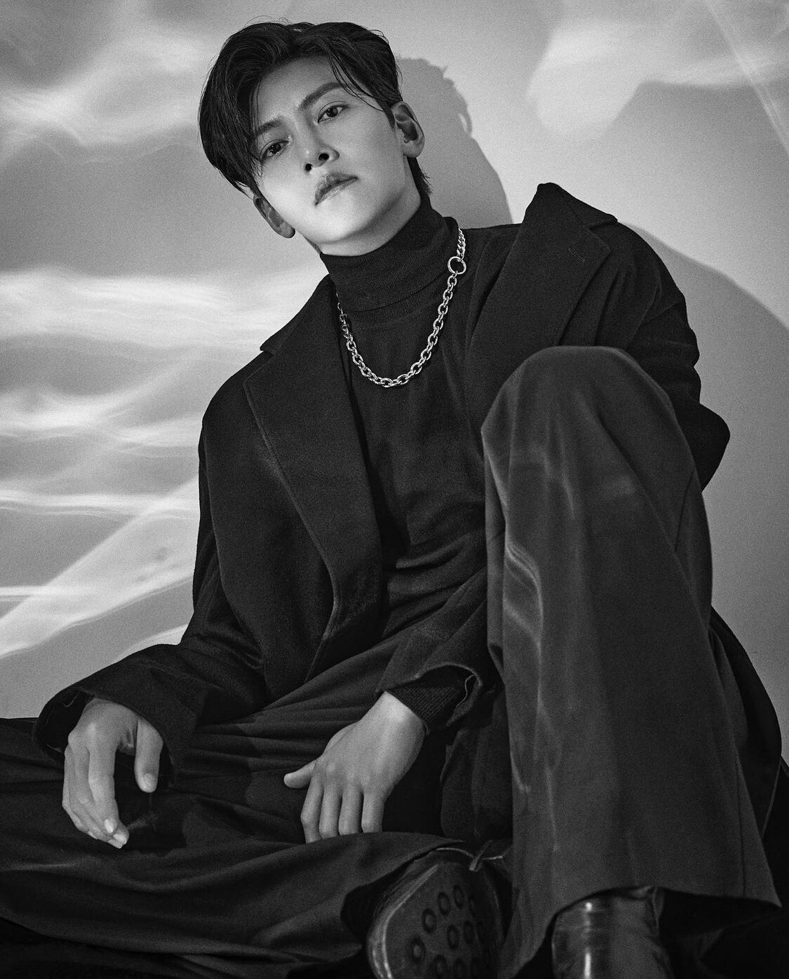 Behind-the-scenes cut of Ji Changwook