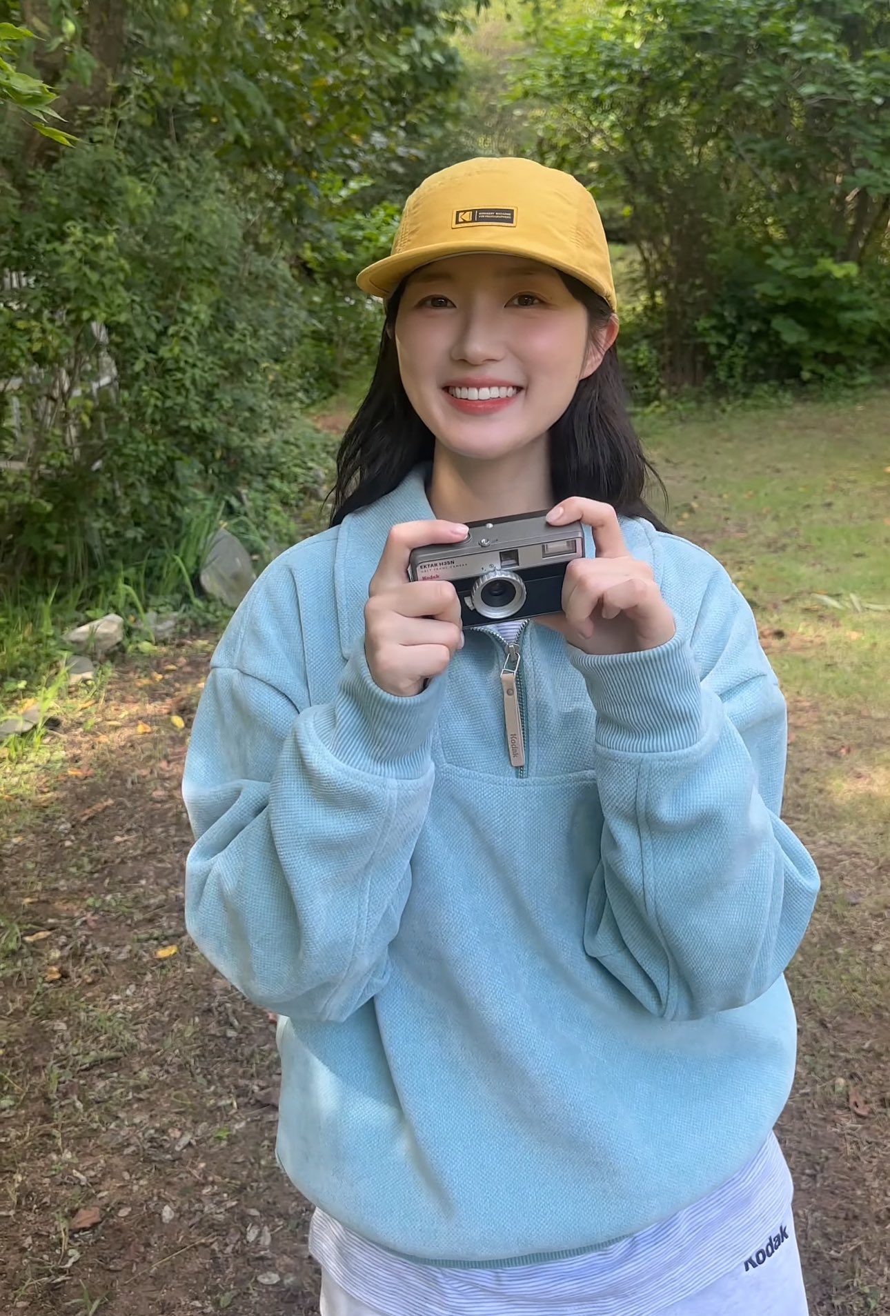 A moment captured by a fan of Kim Hyeyoon