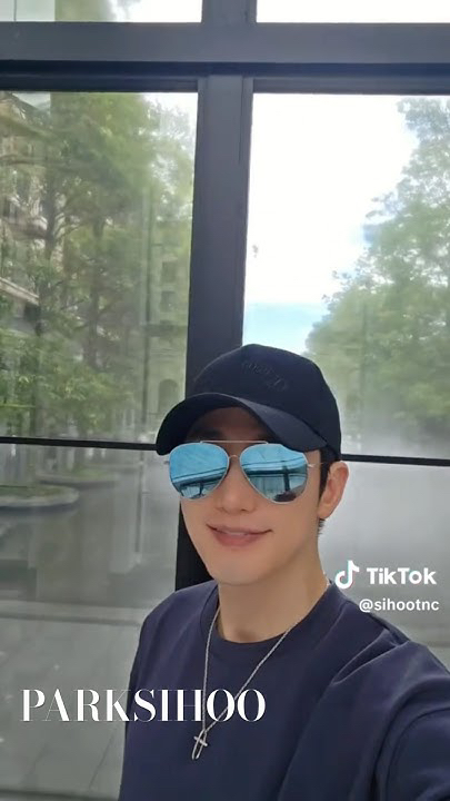 Today's popular wallpaper in Park Sihoo community