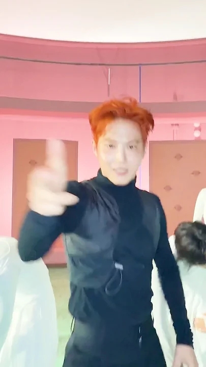 Special wallpaper made by Suho's fans