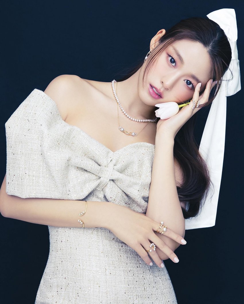 Recent activity shot of Seolhyun