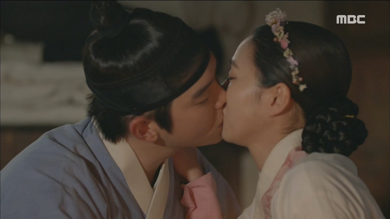 Latest photo of Yoon Kyunsang