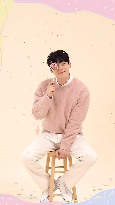 Behind-the-scenes cut of Hwang Minhyun