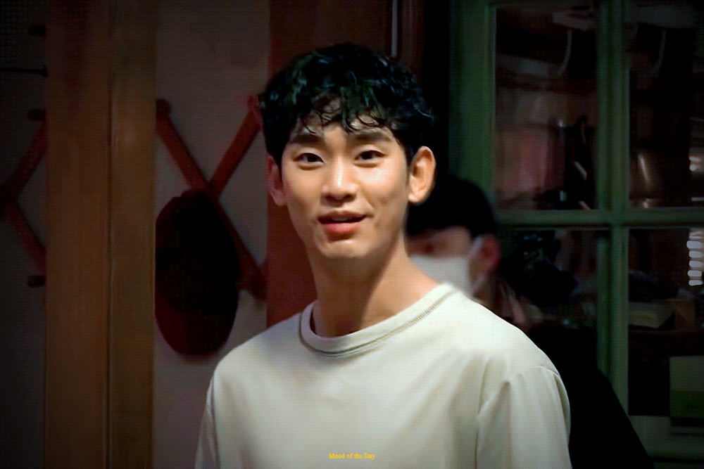 Behind-the-scenes cut of Kim Soohyun