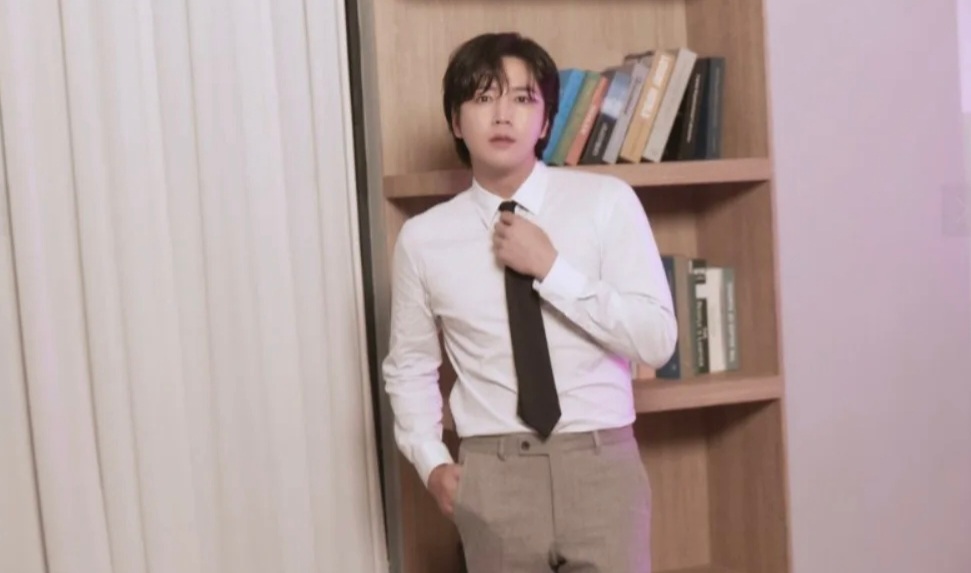 Latest photo of Jang Geunsuk