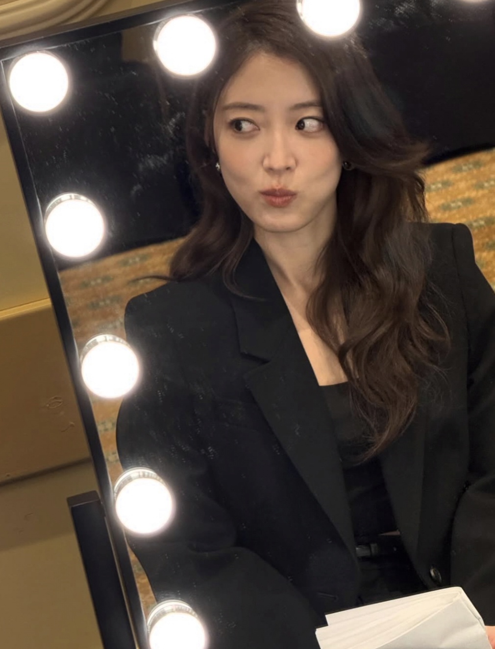 Behind-the-scenes cut of Lee Seyoung