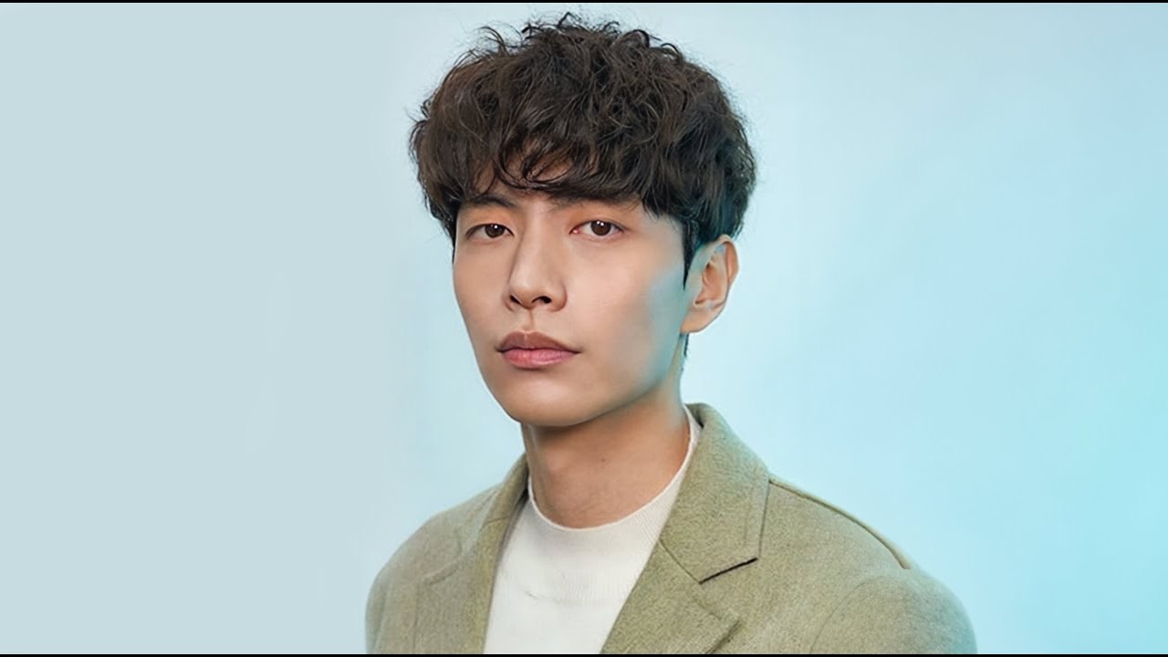 Recent activity shot of Lee Minki