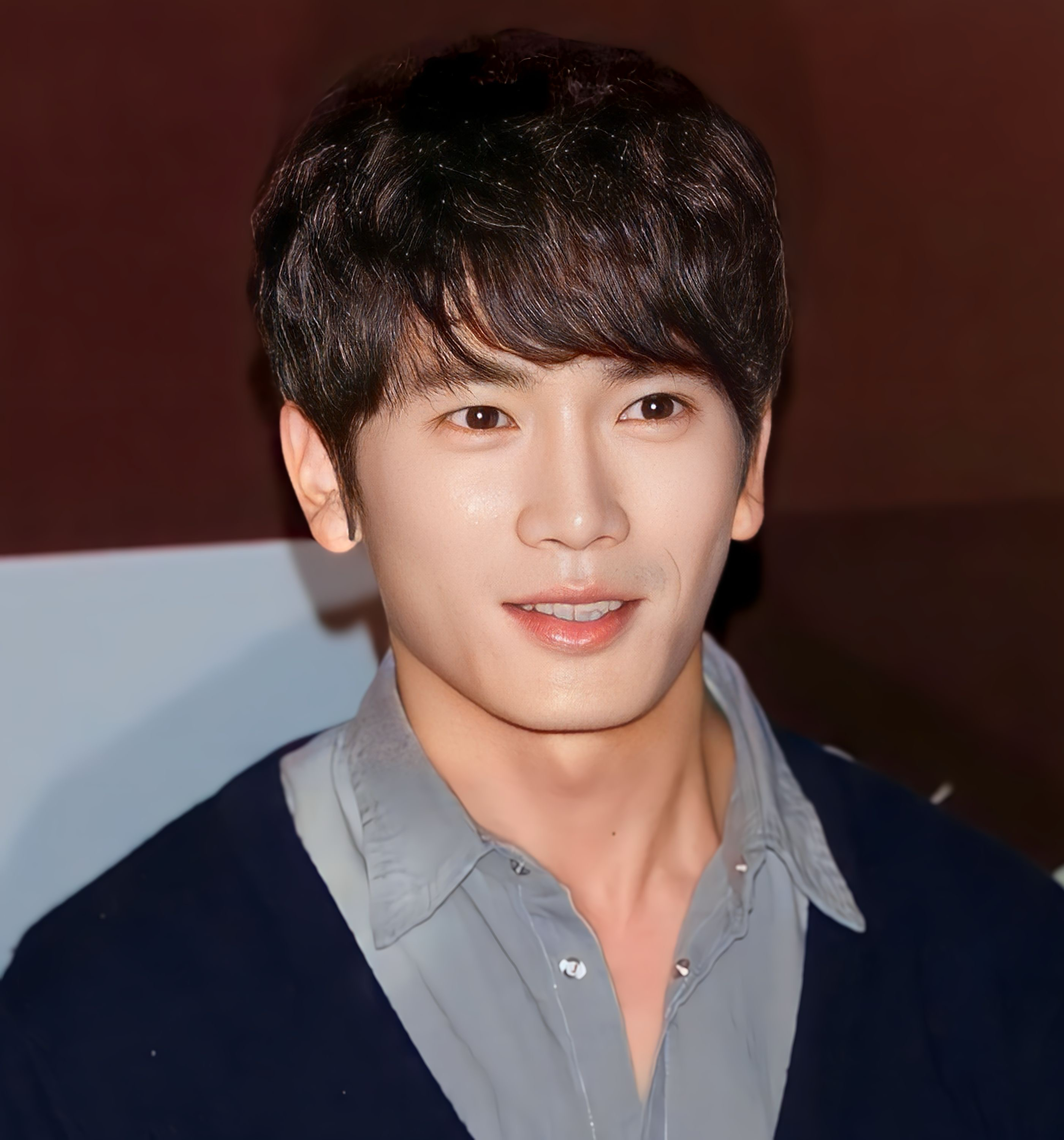 Recent activity shot of Ji Sung