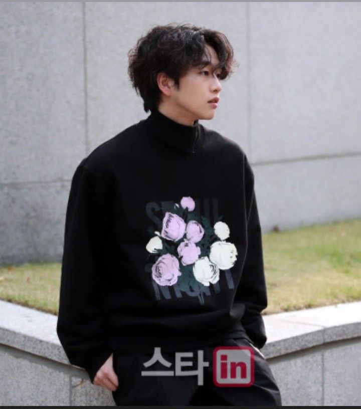 Latest photo of Kim Yoonwoo