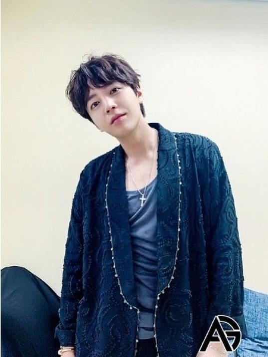 Recent activity shot of Jang Geunsuk