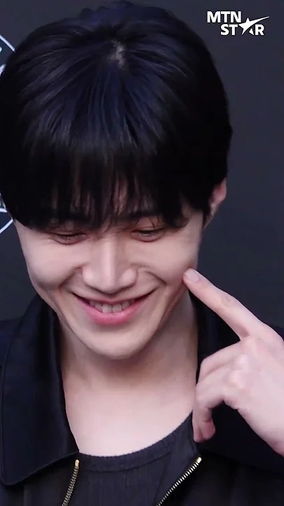 Foto terbaru dari Kim Seonho
