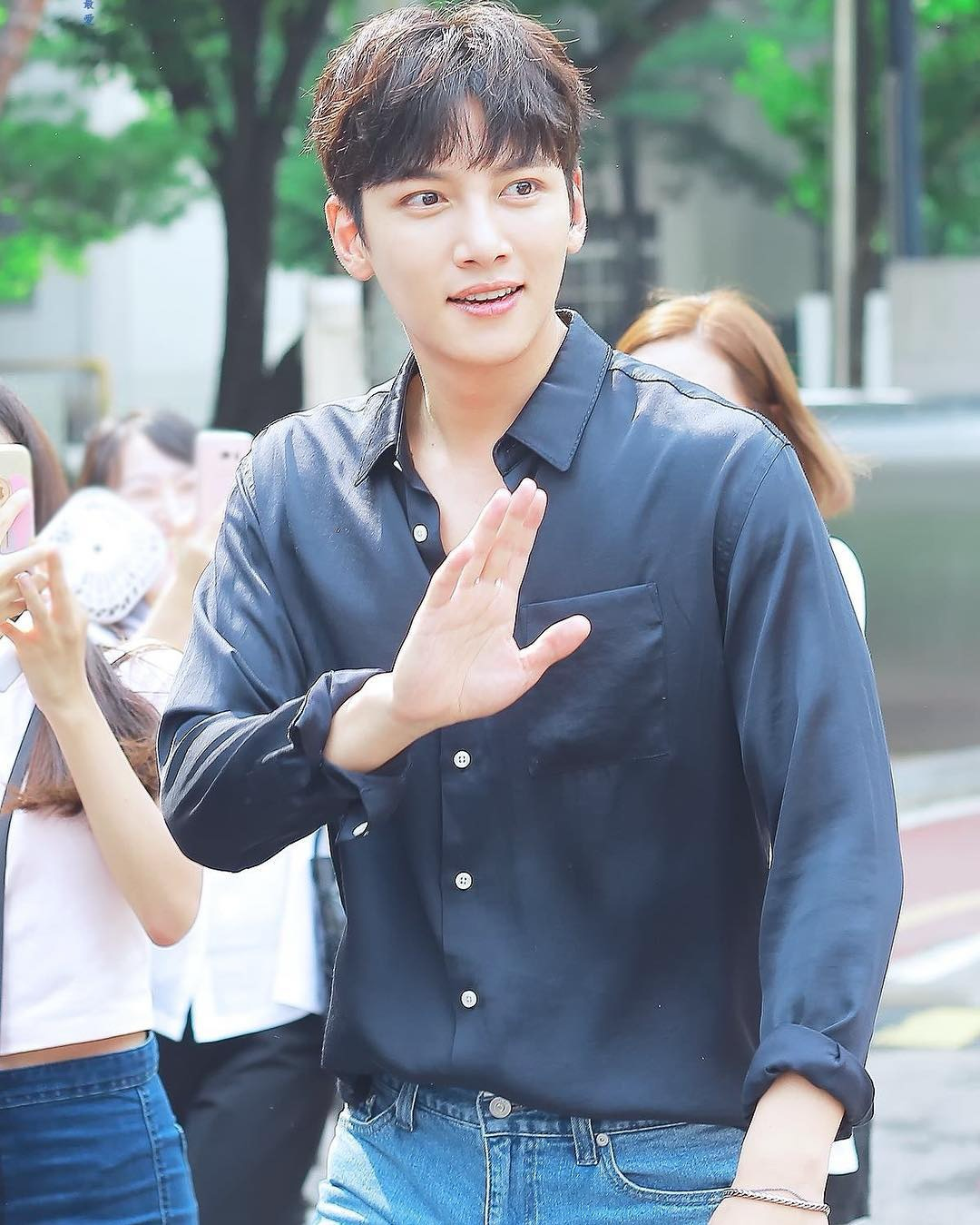 チ・チャンウクのビハインドカット