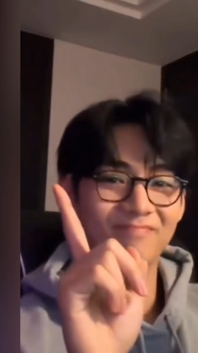 Today's popular wallpaper in Kim Taehyung (V) community