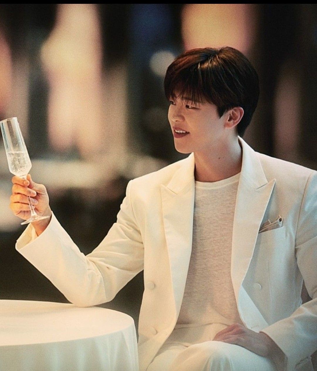 Behind-the-scenes cut of Park Jihyeon