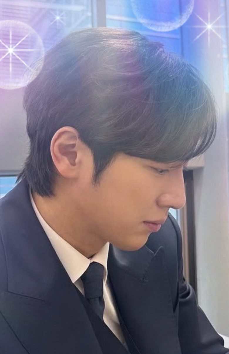 A moment captured by a fan of Lee Sangyeob