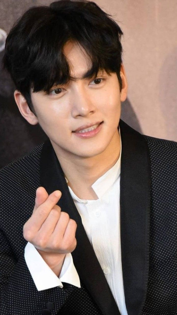 Gambar latar perwakilan yang disukai fandom Ji Changwook