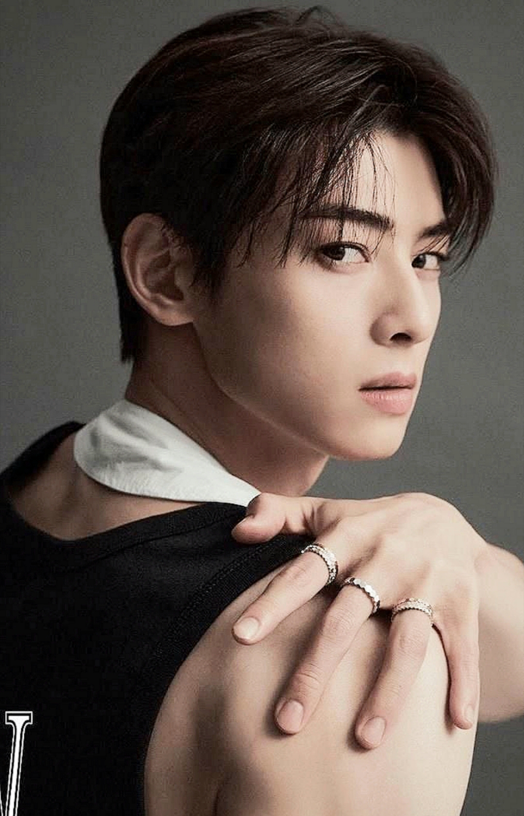 Cuplikan di balik layar dari Cha Eunwoo