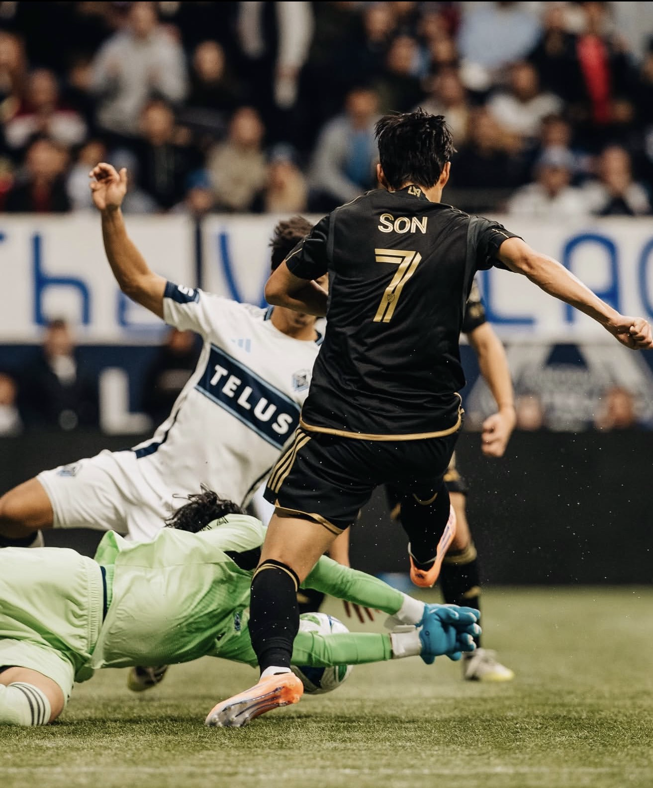 粉絲拍下的Son Heungmin瞬間