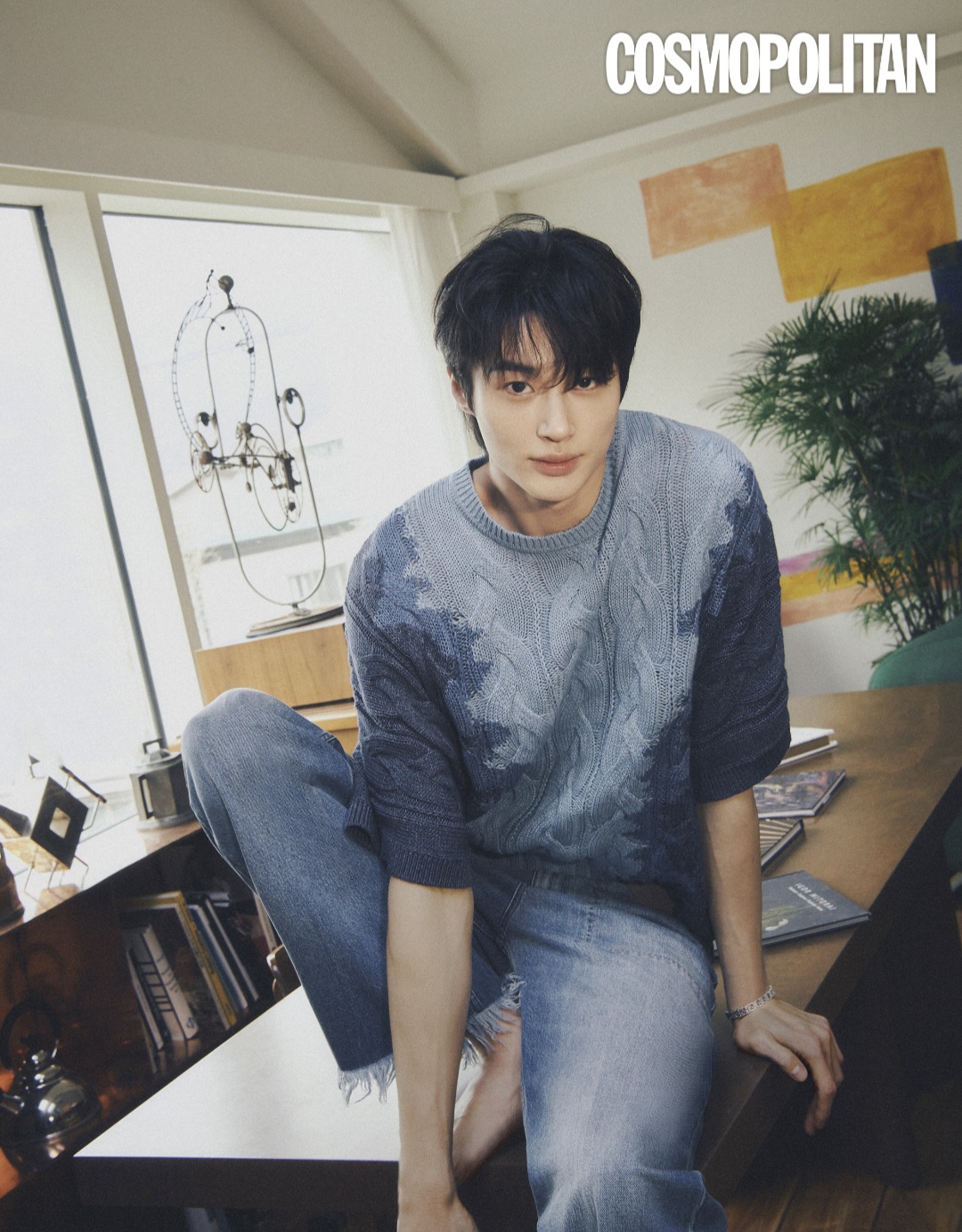 Recent activity shot of Byeon Wooseok