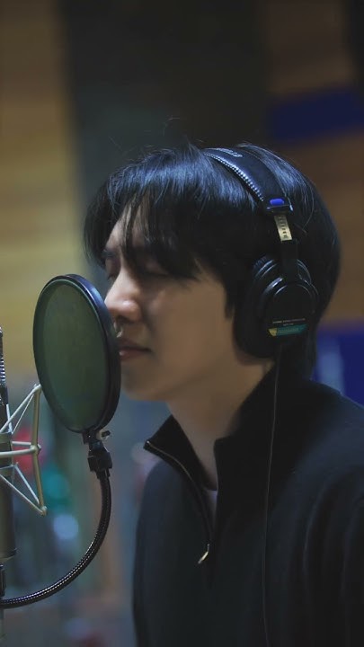 Recent activity shot of Lee Seunggi