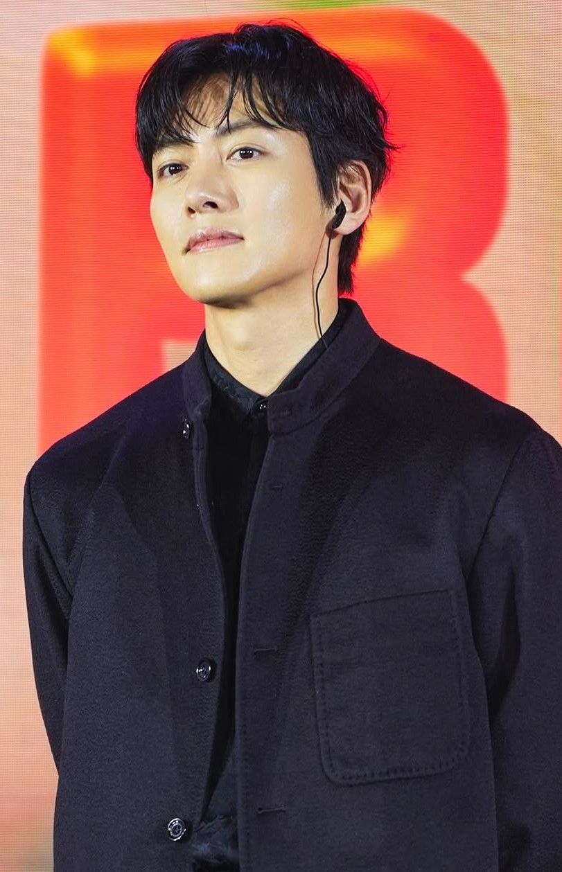 A moment captured by a fan of Ji Changwook