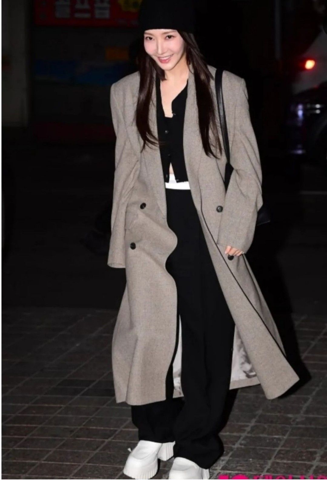 Behind-the-scenes cut of Park Minyoung