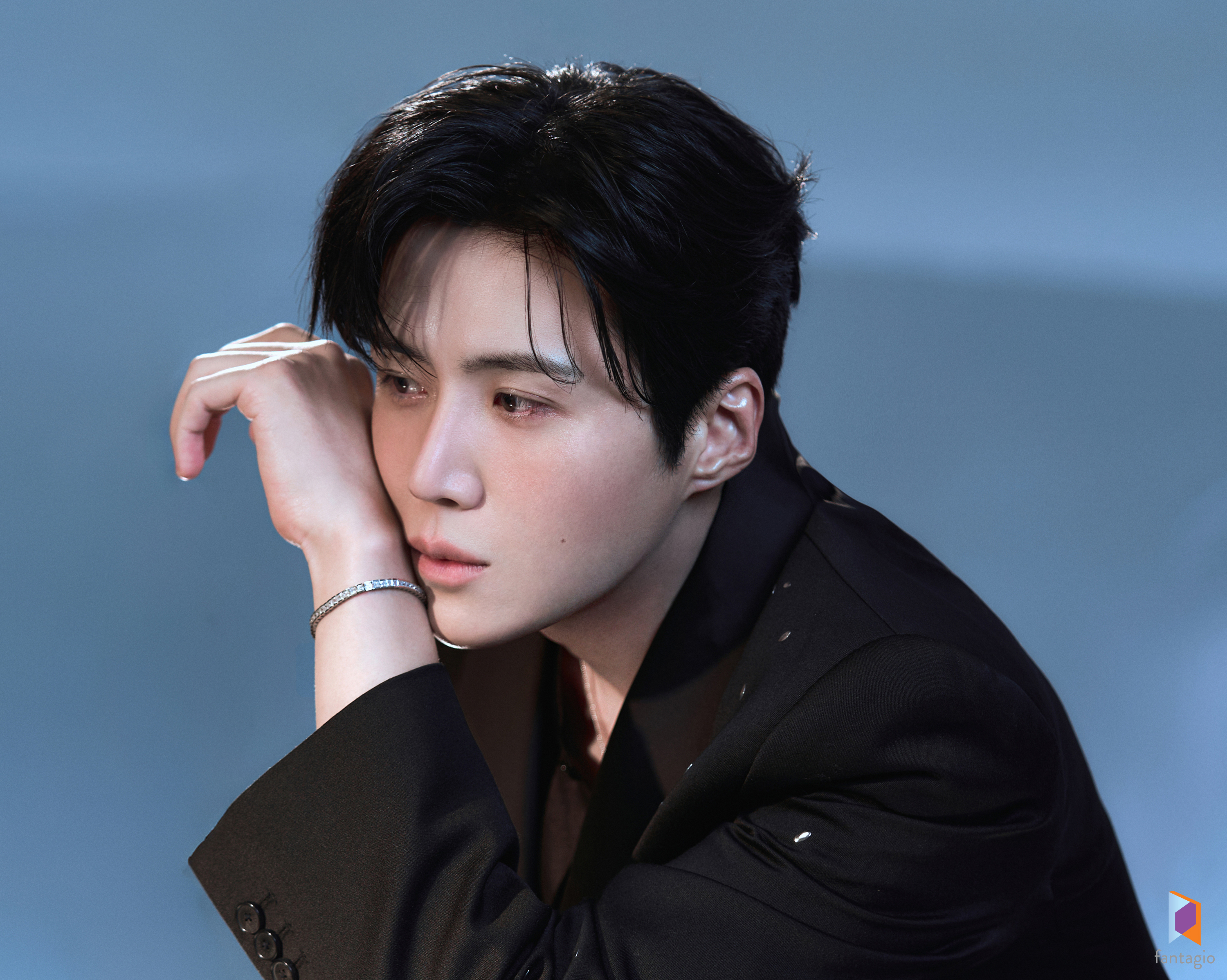 Behind-the-scenes cut of Kim Seonho