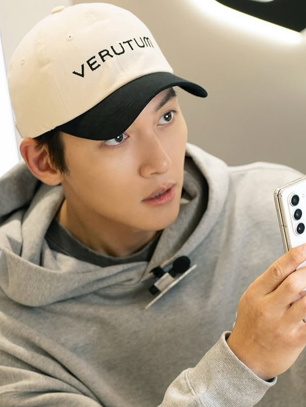 Recent activity shot of Ji Changwook