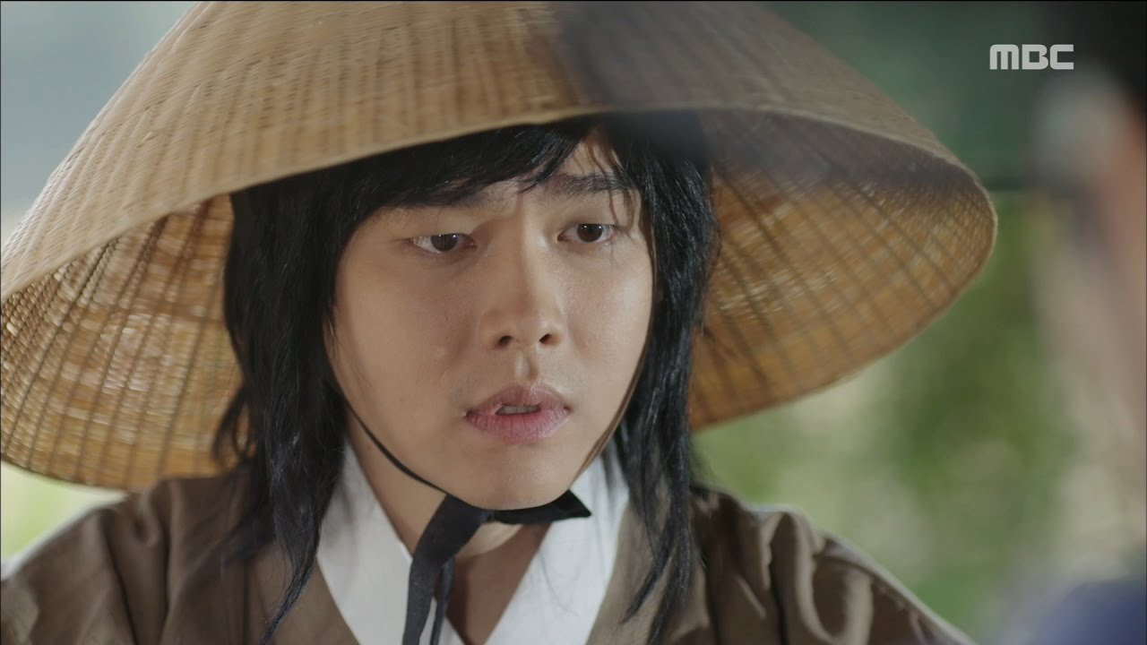 Recent activity shot of Yoon Kyunsang