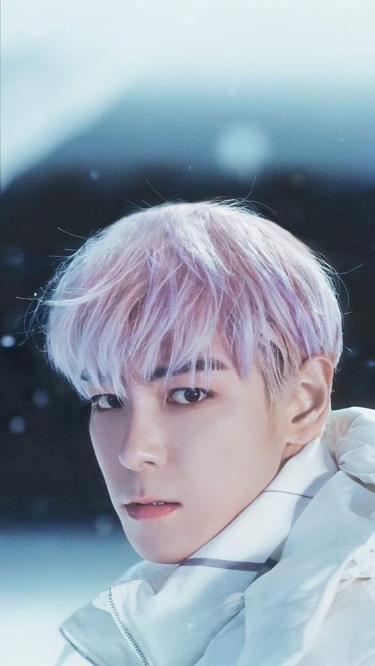 Representative background image loved by T.O.P fandom