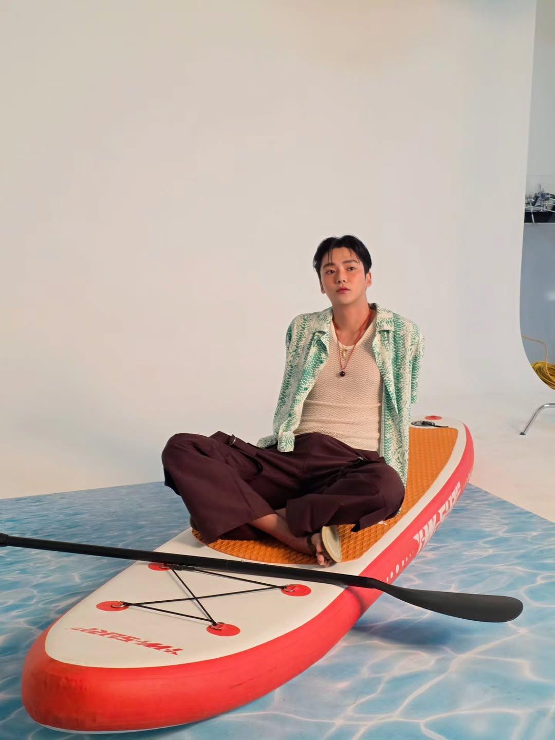 Cuplikan di balik layar dari Rowoon