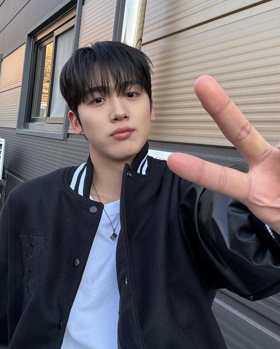 Behind-the-scenes cut of Kim Yohan