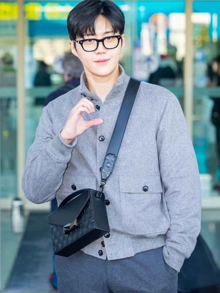 Cuplikan di balik layar dari Kim Seonho