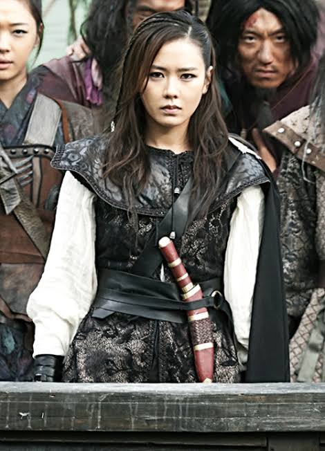 Behind-the-scenes cut of Son Yejin