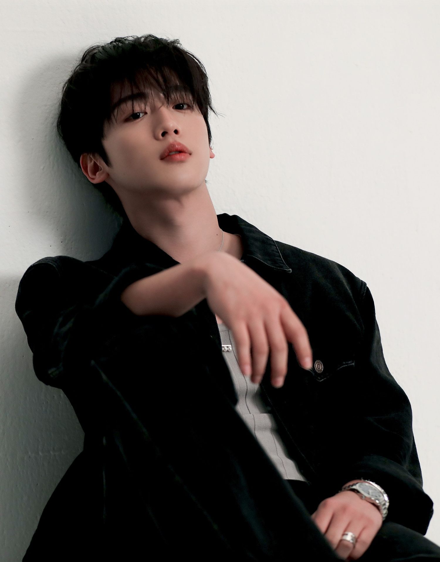 Behind-the-scenes cut of Kim Yohan