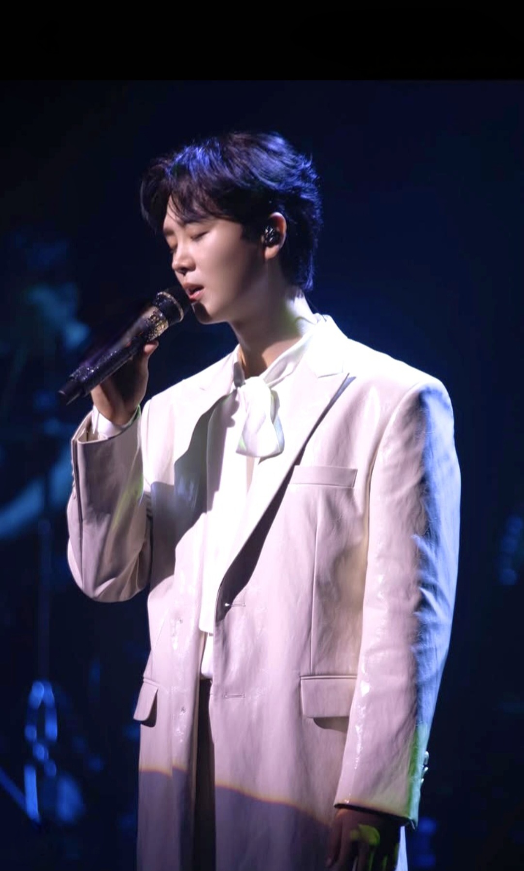 Song Minjun background image recommended by Choeaedol Celeb fandom