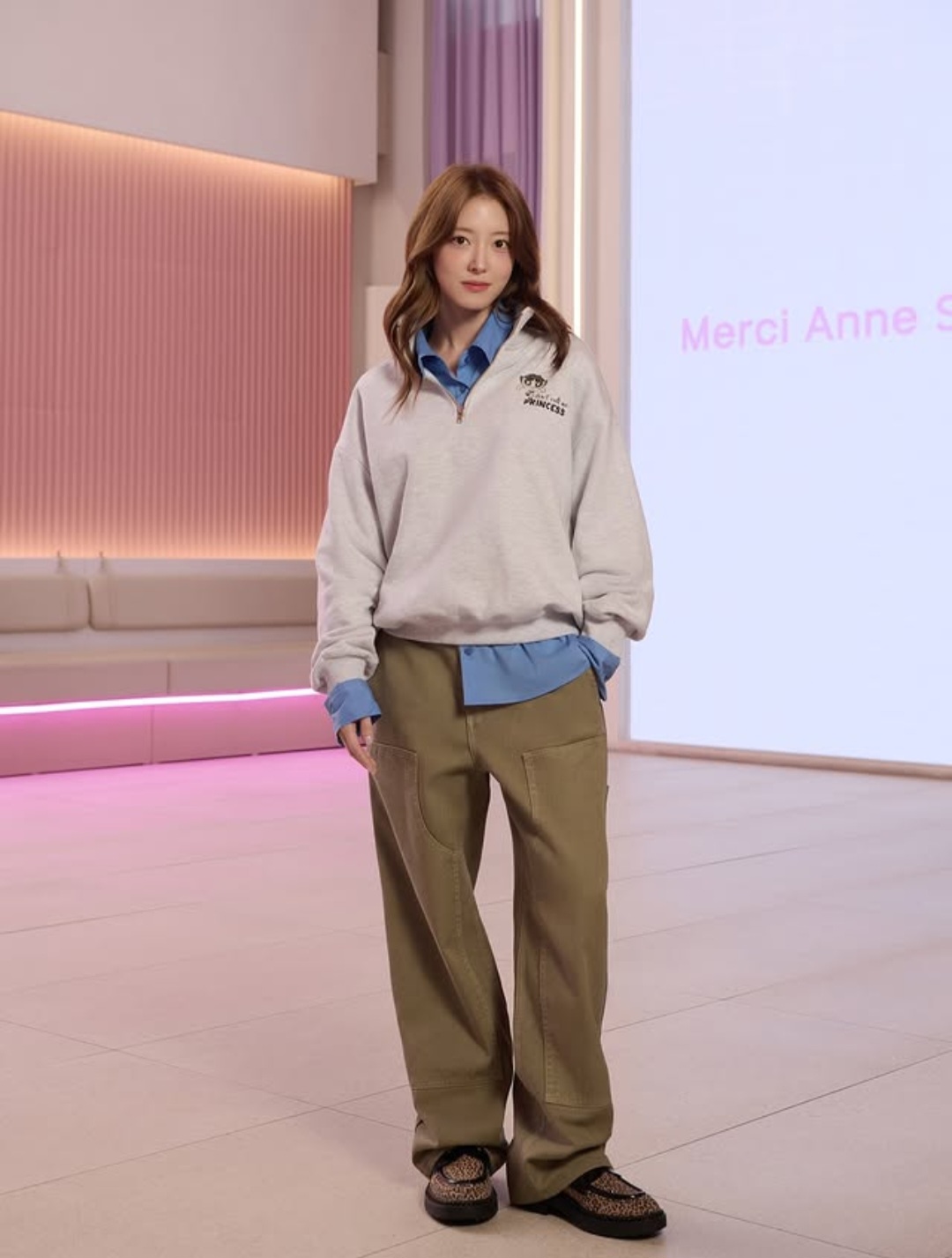 Recent activity shot of Lee Seyoung