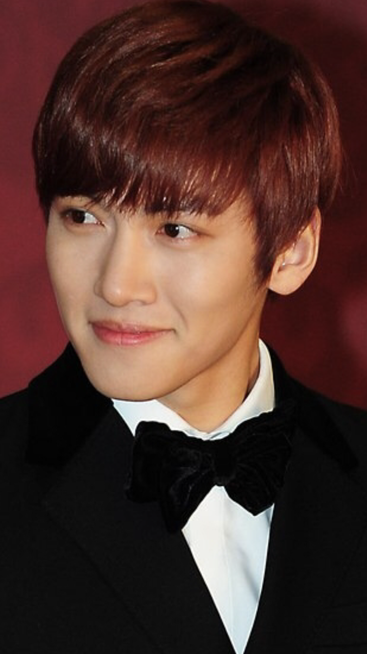 A moment captured by a fan of Ji Changwook